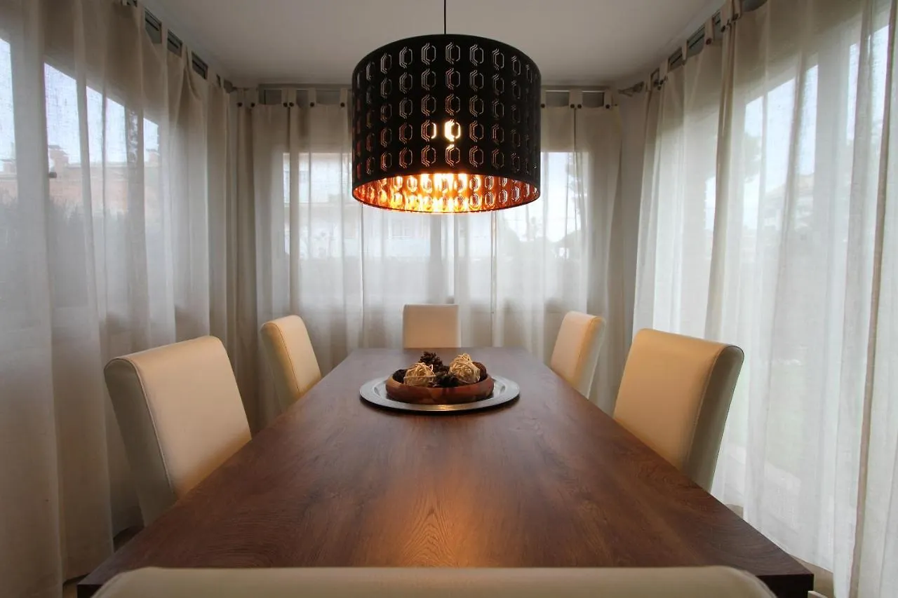 Beach House Castelldefels Ισπανία