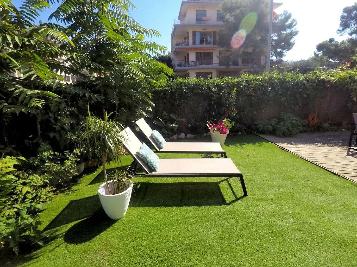 Beach House Castelldefels Ισπανία
